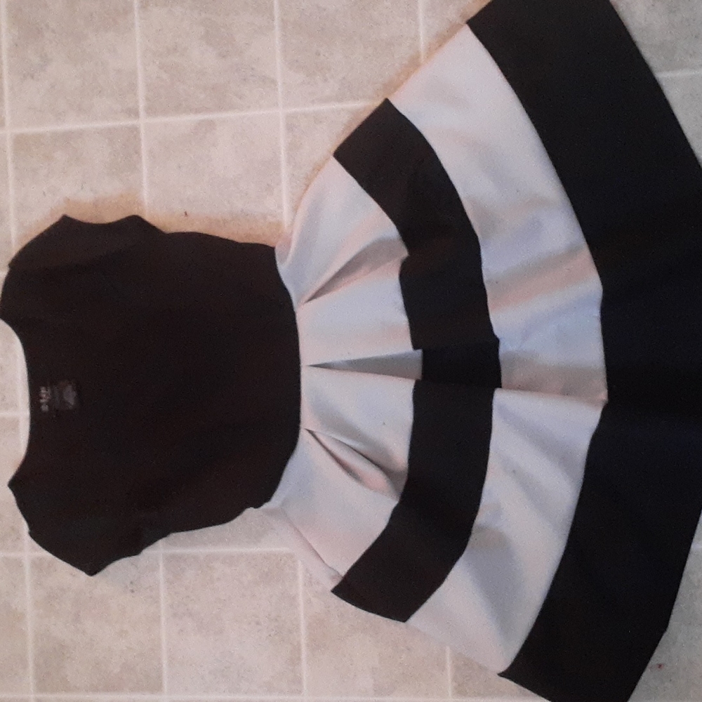 Girls black and white dress